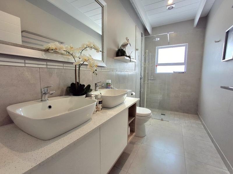 3 Bedroom Property for Sale in Lampiesbaai Western Cape